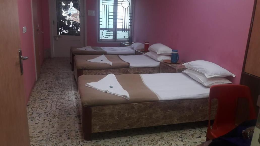 מומביי Hotel Subhash Midc Andheri מראה חיצוני תמונה