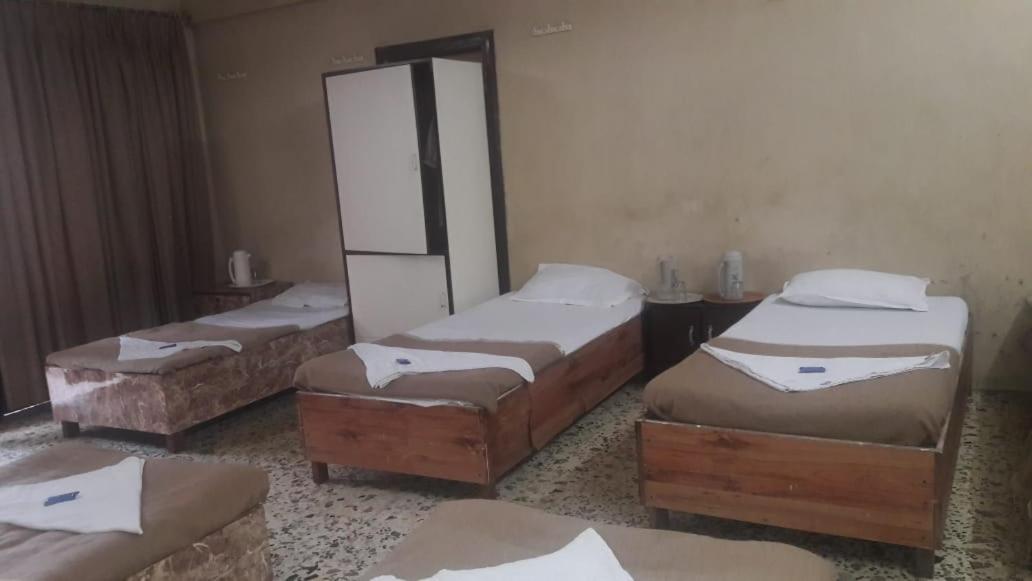 מומביי Hotel Subhash Midc Andheri מראה חיצוני תמונה